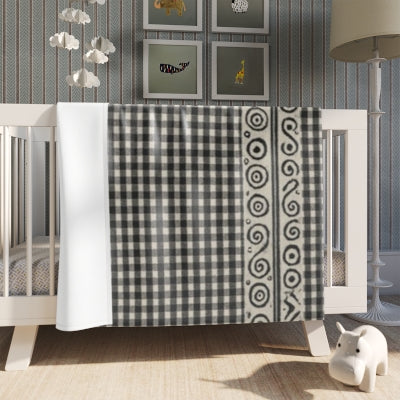 Cozy Geometric Throw Blanket for Home Decor, Perfect for Gift, Picnic, Blanket Ladder, Sofa, Couch, Living Room, and Bedding