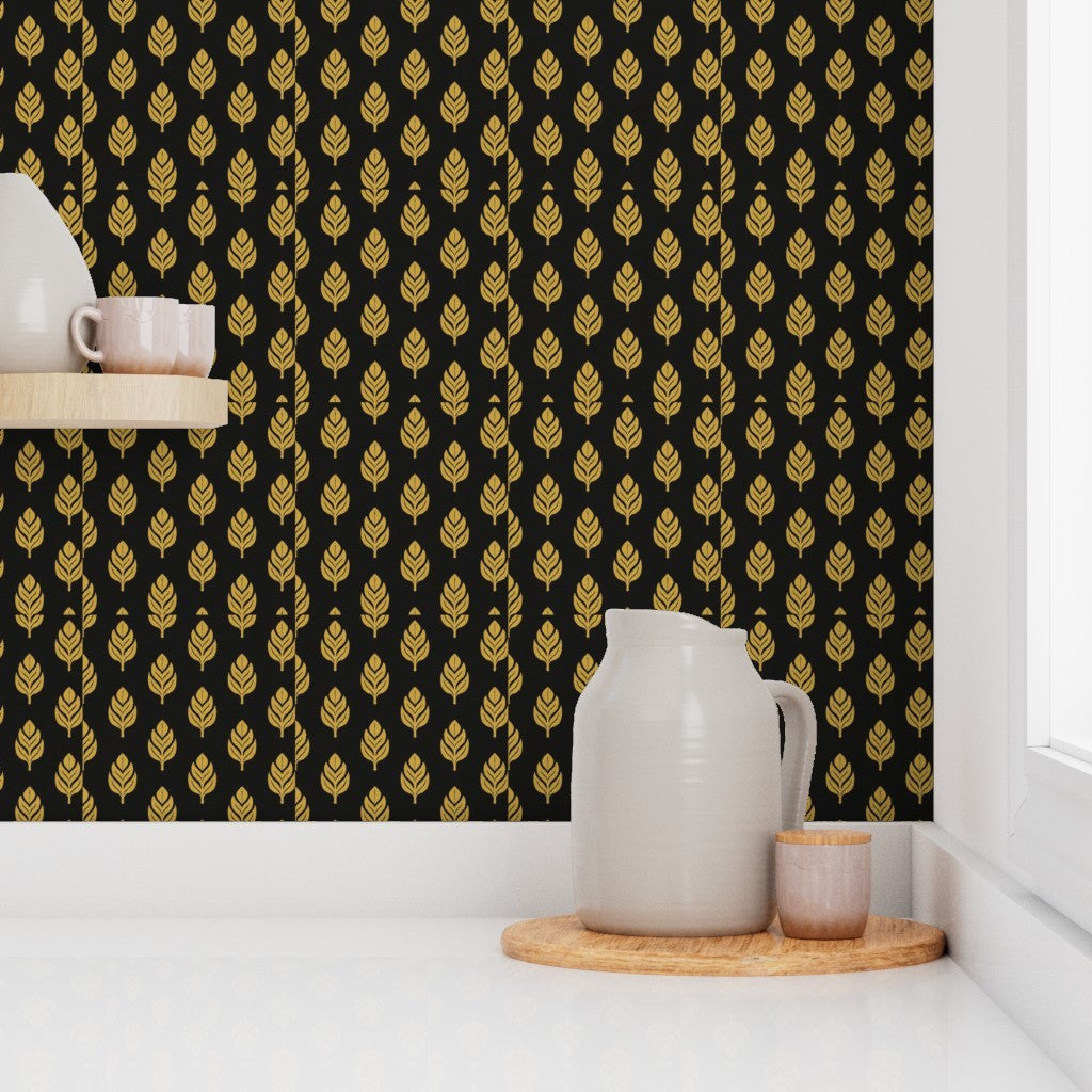 Golden Leaf Motif on Black – Elegant Botanical Pattern for Luxe Walls & Fabrics