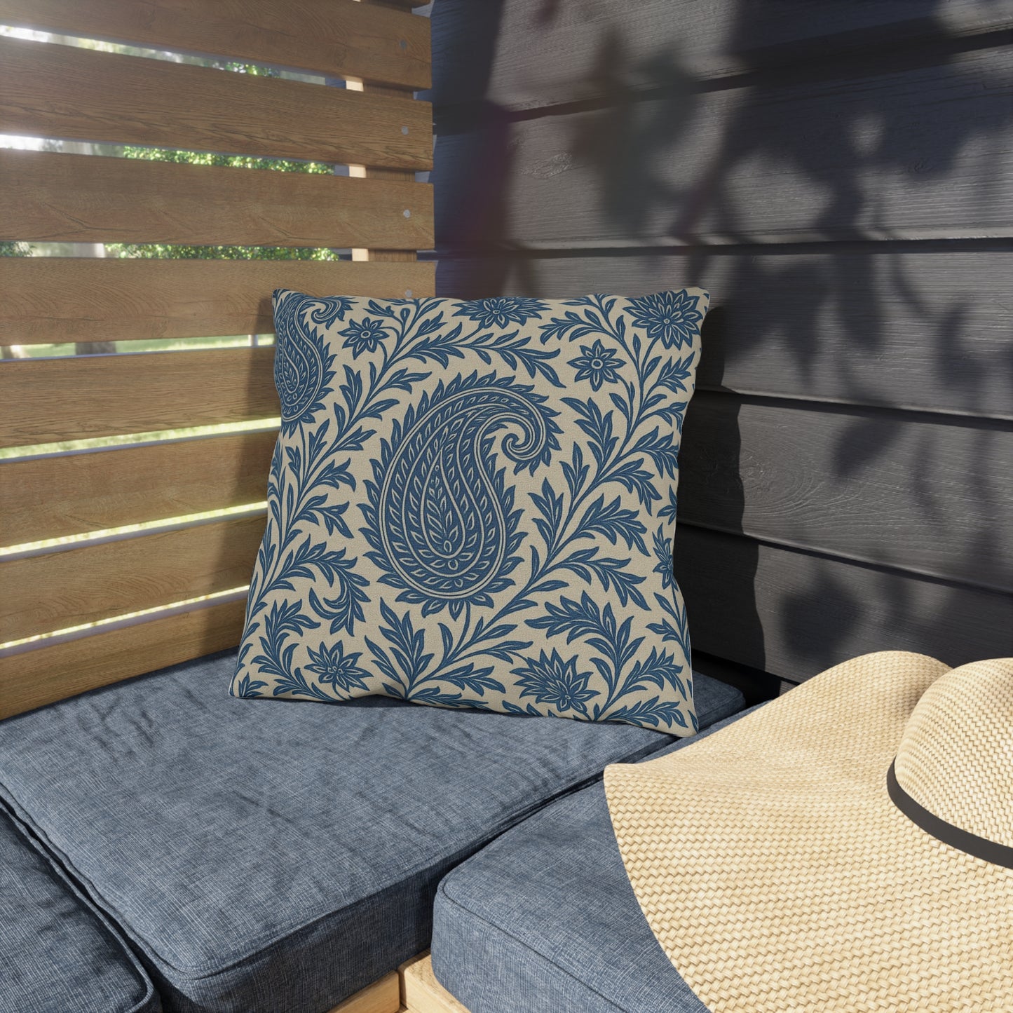 Outdoor Pillows in Elegant Paisley Design, Boho Chic Decor, Garden Accent, Patio Cushion, Outdoor Living, Home Decoration