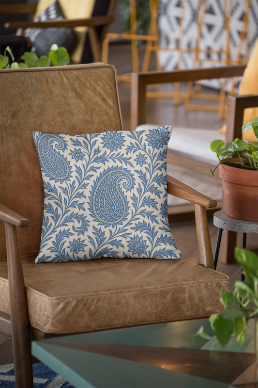 Outdoor Pillows in Elegant Paisley Design, Boho Chic Decor, Garden Accent, Patio Cushion, Outdoor Living, Home Decoration